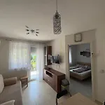 Kohl Wellness Apartman *