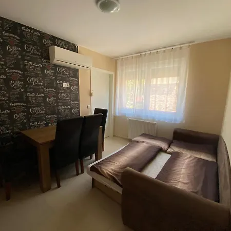 Kohl Wellness Apartamento *