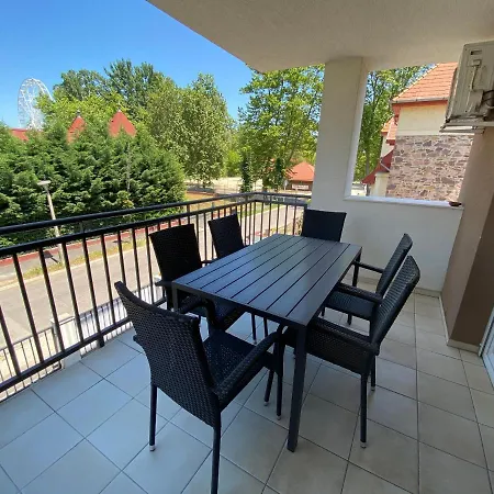 Διαμέρισμα Kohl Wellness *