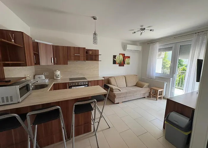 Kohl Wellness Apartament *