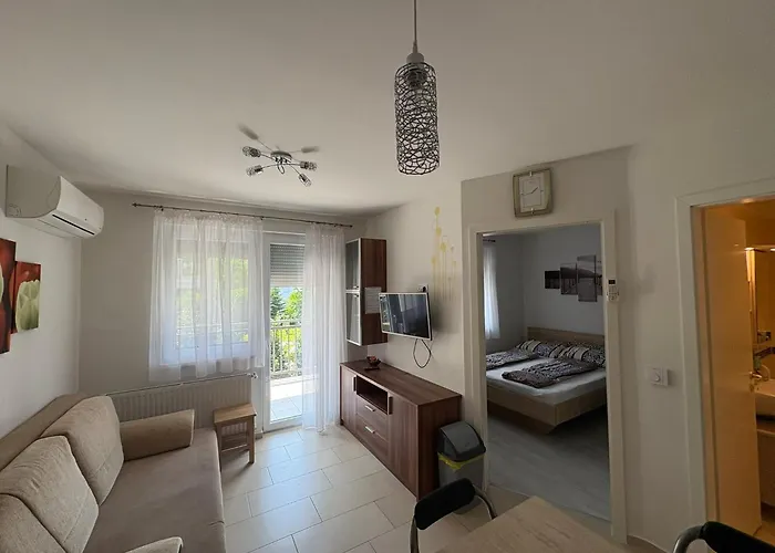 Kohl Wellness Apartament *